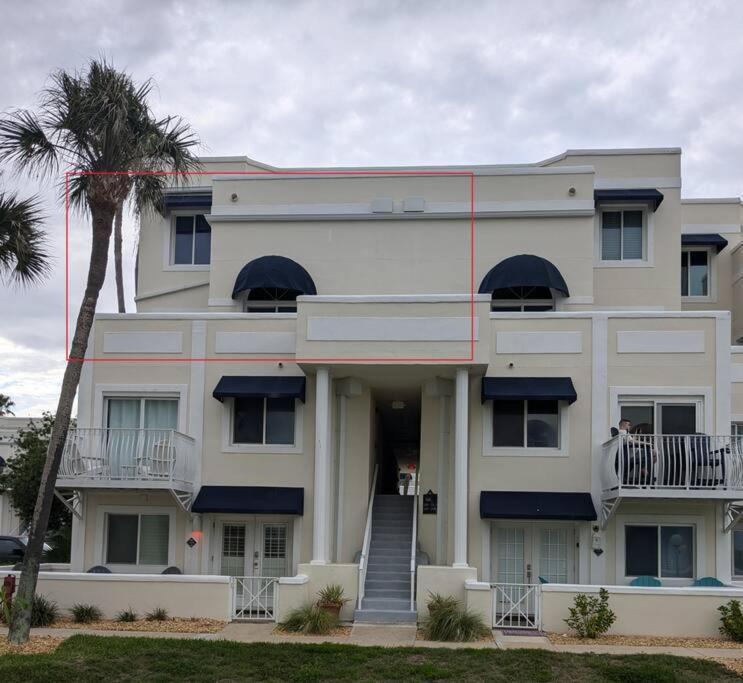Oceanfront 2br2b, Ocean Views, Heated Pool, Cape Canaveral